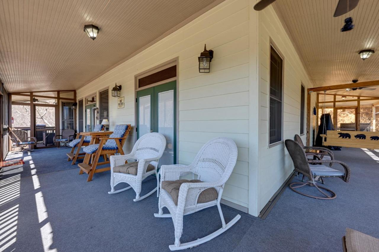 Holiday home Beautiful Bryson With Hot Tub And Mtn Views! Bryson City