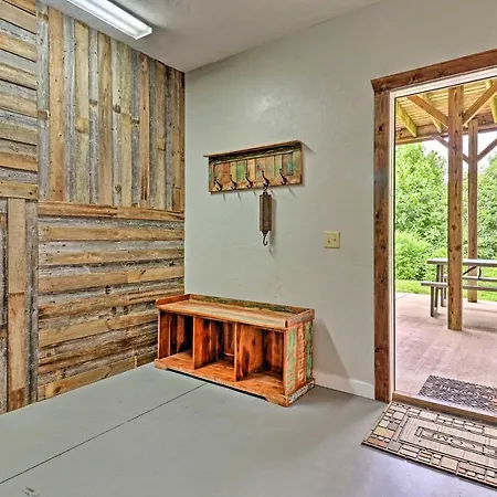 Beautiful Bryson City Home With Hot Tub And Mtn Views! Extérieur photo