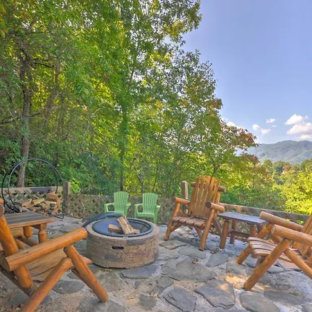 Beautiful Bryson City Home With Hot Tub And Mtn Views! Extérieur photo